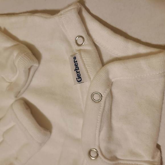 GERBER SLEEP SACK & ONESIE BUNDLE - NEWBORN - Picture 10 of 11